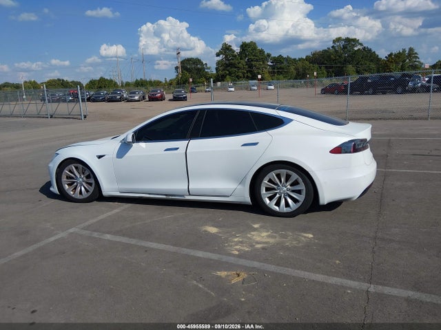 45955589 :رقم المزاد ، 5YJSA1E27JF281139 vin ، 2018 Tesla Model S 100d/75d/p100d مزاد بيع