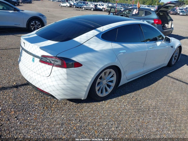 45955589 :رقم المزاد ، 5YJSA1E27JF281139 vin ، 2018 Tesla Model S 100d/75d/p100d مزاد بيع