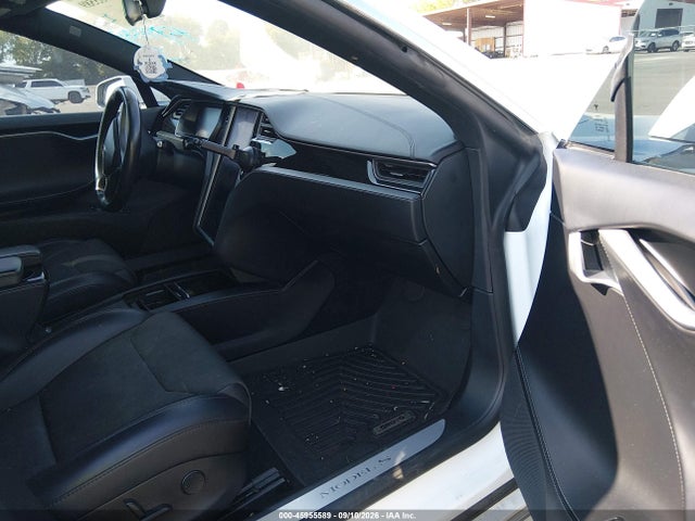 45955589 :رقم المزاد ، 5YJSA1E27JF281139 vin ، 2018 Tesla Model S 100d/75d/p100d مزاد بيع
