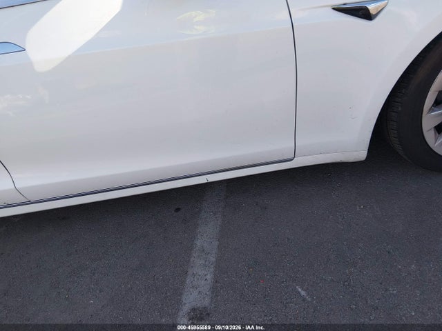 45955589 :رقم المزاد ، 5YJSA1E27JF281139 vin ، 2018 Tesla Model S 100d/75d/p100d مزاد بيع