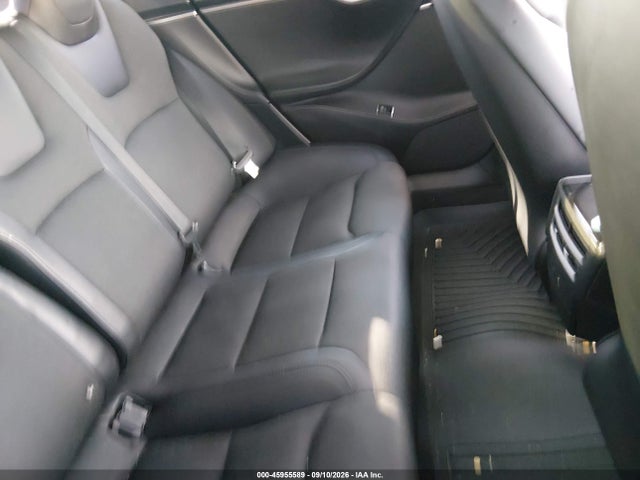 45955589 :رقم المزاد ، 5YJSA1E27JF281139 vin ، 2018 Tesla Model S 100d/75d/p100d مزاد بيع