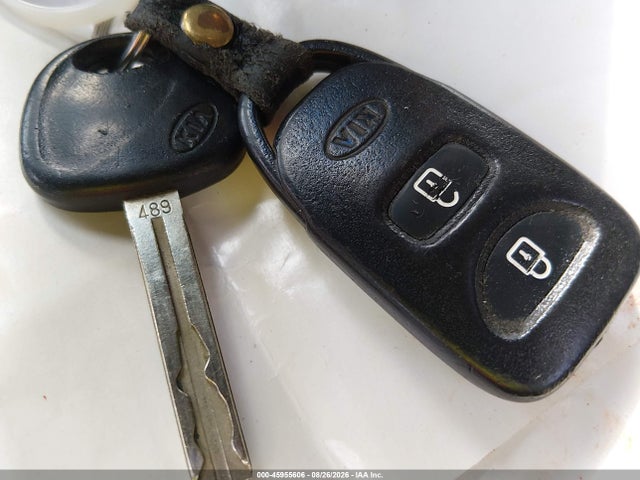 Продаж на аукціоні авто 2011 Kia Sorento Lx V6, vin: 5XYKT4A26BG091621, номер лоту: 45955606