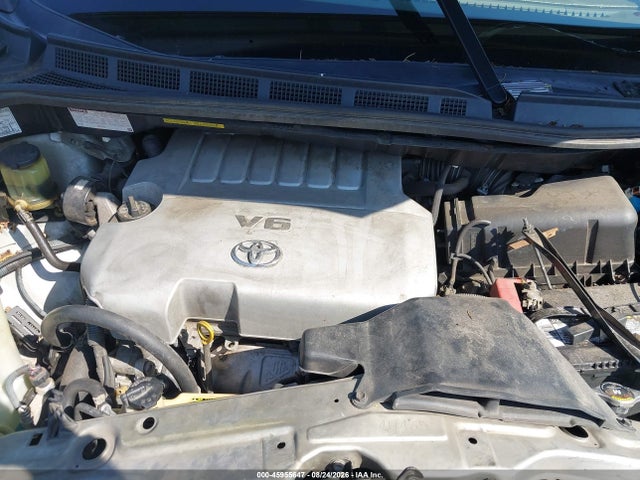 45955647 :رقم المزاد ، 5TDYK4CC8AS330283 vin ، 2010 Toyota Sienna Limited مزاد بيع