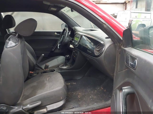 45955653 :رقم المزاد ، 3VWFP7AT9CM616141 vin ، 2012 Volkswagen Beetle Entry مزاد بيع