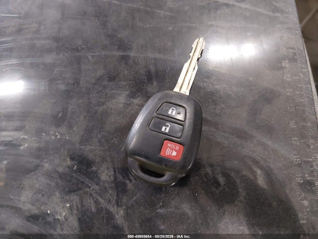 Toyota Rav4 Xle 2017 JTMRFREV5HJ118131 Image 11