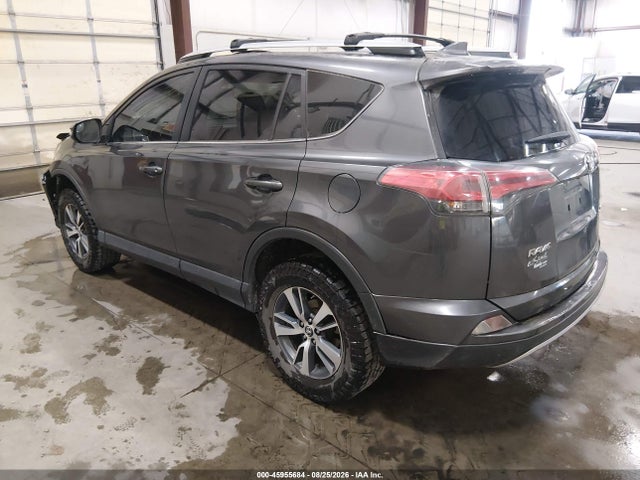 Toyota Rav4 Xle 2017 JTMRFREV5HJ118131 Image 3