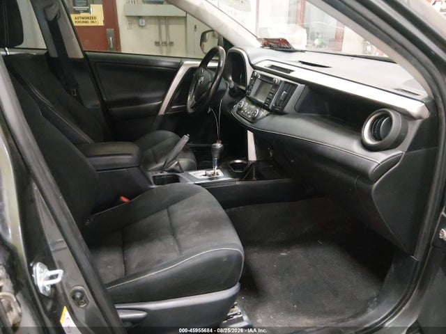 Toyota Rav4 Xle 2017 JTMRFREV5HJ118131 Image 5