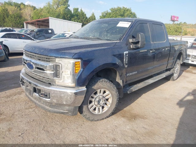 45955700 :رقم المزاد ، 1FT7W2BTXHEE98156 vin ، 2017 Ford F-250 Xlt مزاد بيع