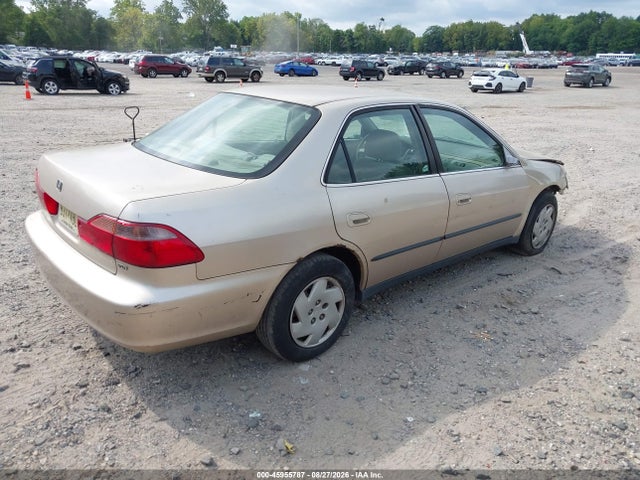 45955787 :رقم المزاد ، 1HGCG164XYA037007 vin ، 2000 Honda Accord 3.0 Lx مزاد بيع