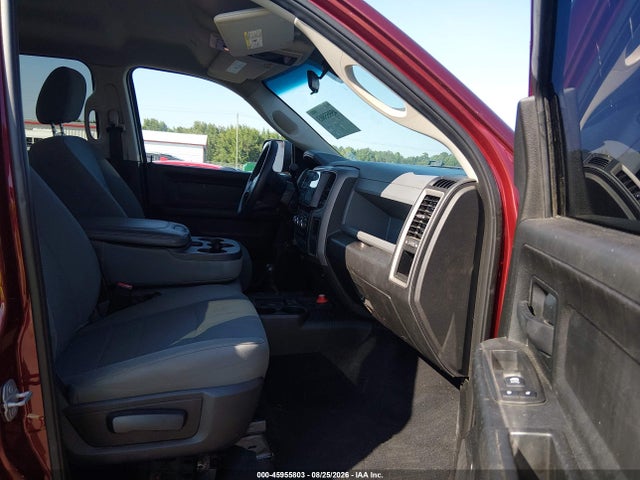 Продажа на аукционе авто 2018 Ram 2500 Tradesman  4x4 6'4 Box, vin: 3C6UR5CL1JG419277, номер лота: 45955803