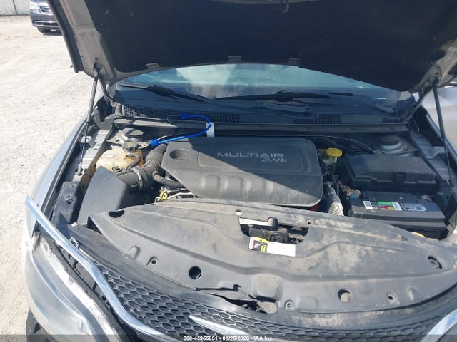45955851 :رقم المزاد ، 1C3CCCAB7FN702483 vin ، 2015 Chrysler 200 Limited مزاد بيع