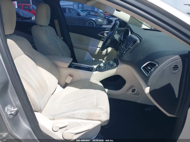 45955851 :رقم المزاد ، 1C3CCCAB7FN702483 vin ، 2015 Chrysler 200 Limited مزاد بيع