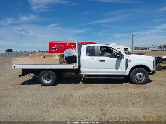 Ford F-350 Chassis Xl 2025 1FD8X3GN6SED07403 Image 12