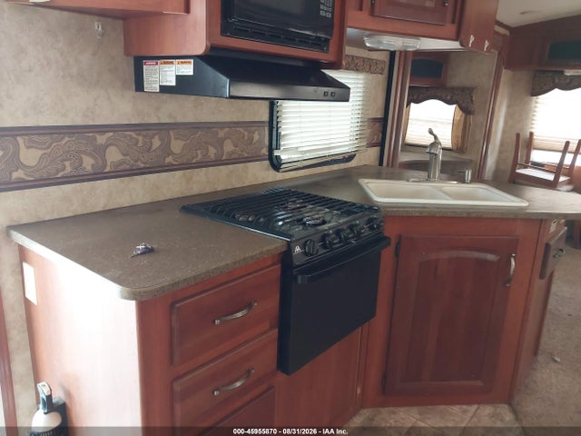 45955870 :رقم المزاد ، 4YDT32S28BV507973 vin ، 2011 Keystone Rv Other مزاد بيع