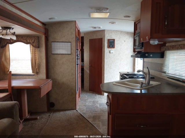 45955870 :رقم المزاد ، 4YDT32S28BV507973 vin ، 2011 Keystone Rv Other مزاد بيع