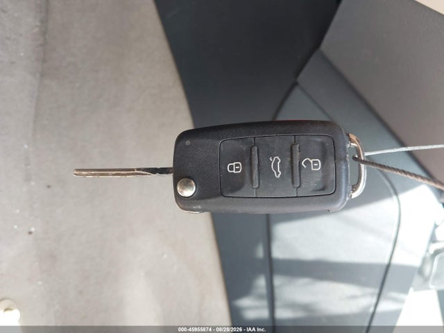 45955874 :رقم المزاد ، 3VWDZ7AJ0BM381143 vin ، 2011 Volkswagen Jetta 2.5l Se مزاد بيع