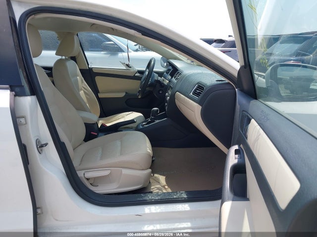 45955874 :رقم المزاد ، 3VWDZ7AJ0BM381143 vin ، 2011 Volkswagen Jetta 2.5l Se مزاد بيع