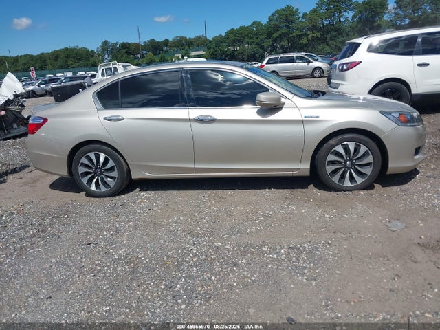 Продажа на аукционе авто 2015 Honda Accord Hybrid Ex-l, vin: 1HGCR6F52FA001227, номер лота: 45955970