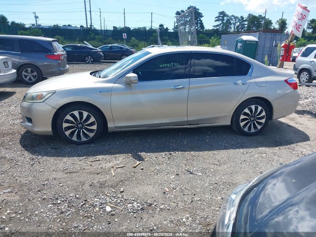 Продажа на аукционе авто 2015 Honda Accord Hybrid Ex-l, vin: 1HGCR6F52FA001227, номер лота: 45955970