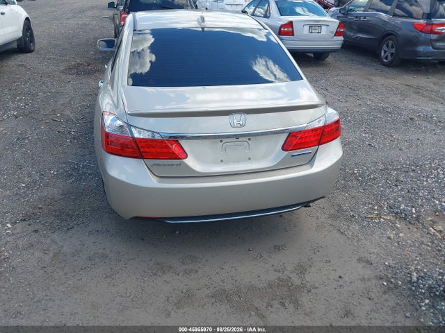 Продажа на аукционе авто 2015 Honda Accord Hybrid Ex-l, vin: 1HGCR6F52FA001227, номер лота: 45955970
