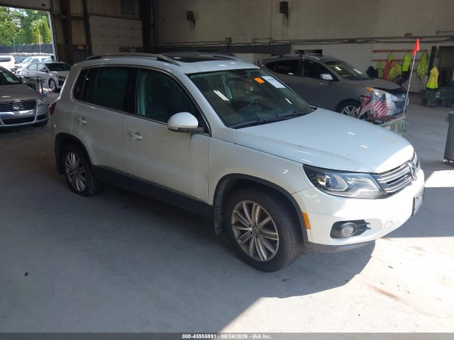 2016 Volkswagen Tiguan Se მანქანა იყიდება აუქციონზე, vin: WVGBV7AX1GW561471, აუქციონის ნომერი: 45955991