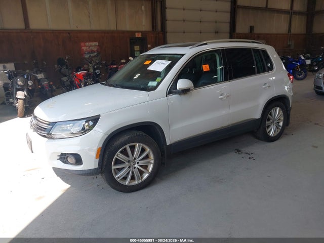45955991 :رقم المزاد ، WVGBV7AX1GW561471 vin ، 2016 Volkswagen Tiguan Se مزاد بيع