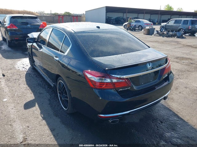 Honda Accord Touring 2016 1HGCR3F90GA004565 Image 3