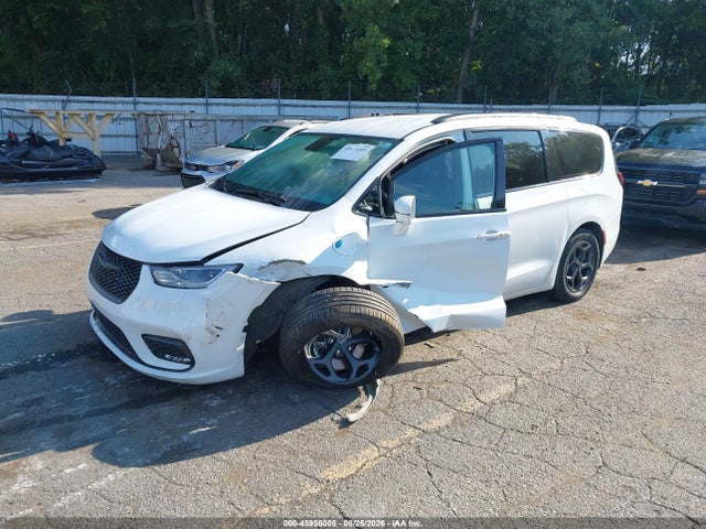 Продаж на аукціоні авто 2021 Chrysler Pacifica Hybrid Touring L, vin: 2C4RC1L77MR575382, номер лоту: 45956005