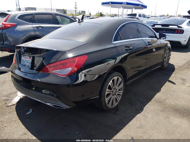 WDDSJ4EB1JN668178 Mercedes-Benz CLA 250