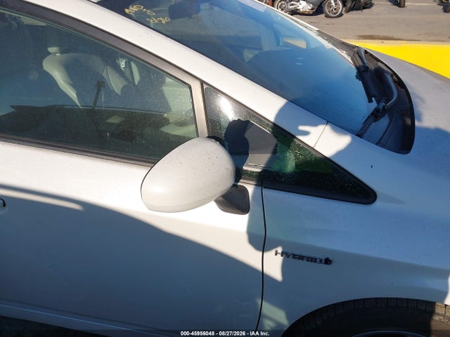 Продажа на аукционе авто 2011 Toyota Prius Two, vin: JTDKN3DUXB5363789, номер лота: 45956048