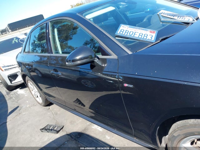 Продаж на аукціоні авто 2018 Audi A4 2.0t Tech Ultra Premium/2.0t Ultra Premium, vin: WAUKMAF46JA068552, номер лоту: 45956052