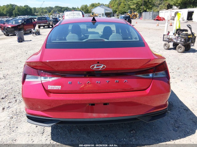 45956108 :رقم المزاد ، 5NPLL4AG1NH073136 vin ، 2022 Hyundai Elantra Se مزاد بيع