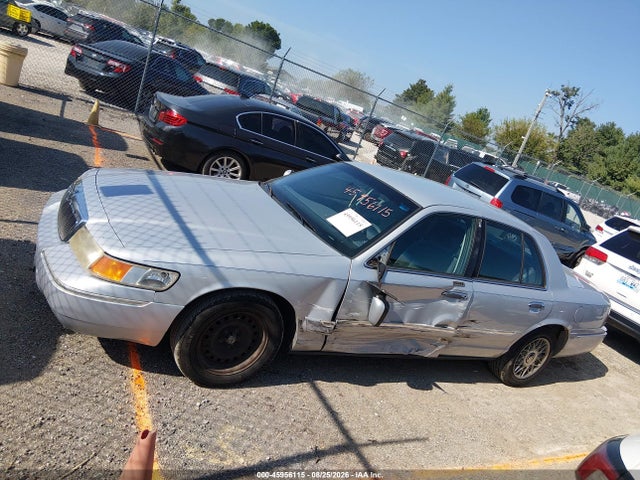 2001 Mercury Grand Marquis Gs მანქანა იყიდება აუქციონზე, vin: 2MEFM74WX1X641969, აუქციონის ნომერი: 45956115