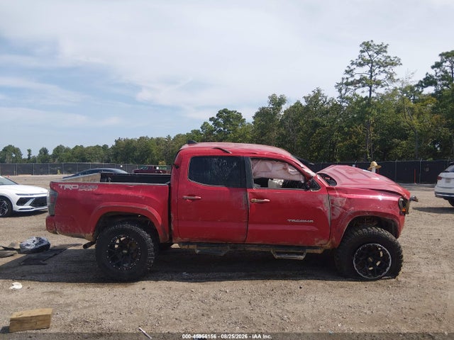 2016 Toyota Tacoma Trd Sport მანქანა იყიდება აუქციონზე, vin: 3TMCZ5AN5GM010797, აუქციონის ნომერი: 45956156