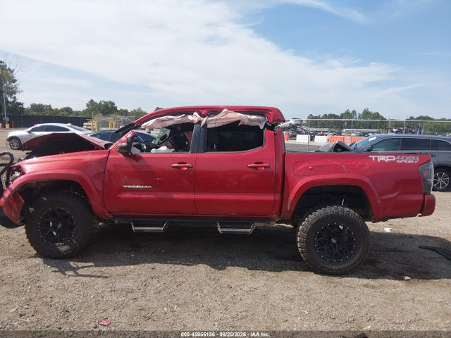 2016 Toyota Tacoma Trd Sport მანქანა იყიდება აუქციონზე, vin: 3TMCZ5AN5GM010797, აუქციონის ნომერი: 45956156