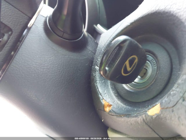 2005 Lexus Rx 330 მანქანა იყიდება აუქციონზე, vin: 2T2HA31U55C052705, აუქციონის ნომერი: 45956189