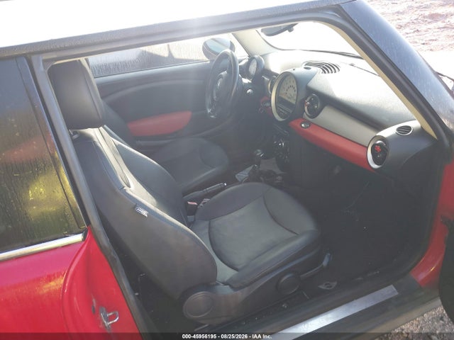 Продажа на аукционе авто 2012 Mini Cooper, vin: WMWSU3C5XCT256068, номер лота: 45956195