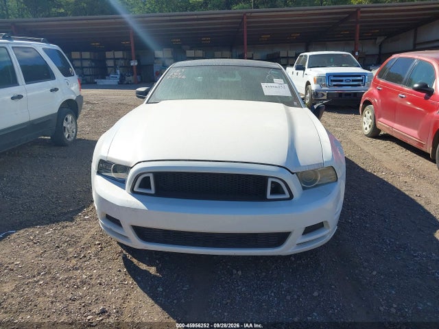 Продаж на аукціоні авто 2013 Ford Mustang V6, vin: 1ZVBP8AMXD5232132, номер лоту: 45956252