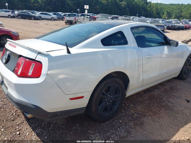 Продаж на аукціоні авто 2013 Ford Mustang V6, vin: 1ZVBP8AMXD5232132, номер лоту: 45956252