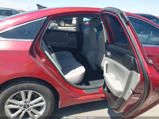 Hyundai SONATA SE 2015 5NPE24AF1FH060133 Image 8