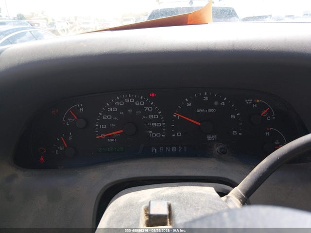 45956316 :رقم المزاد ، 1FTNX20S22EA70071 vin ، 2002 Ford F-250 Lariat/xl/xlt مزاد بيع