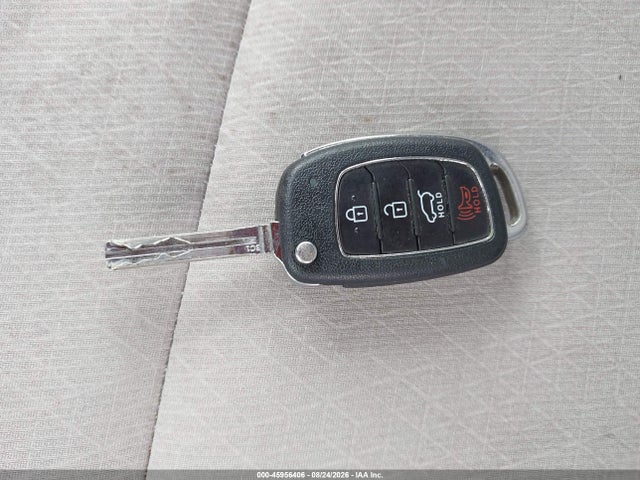 KM8J23A46HU297728 Hyundai TUCSON SE