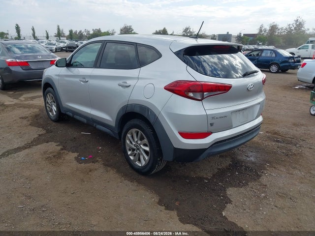 Hyundai TUCSON SE 2017 KM8J23A46HU297728 Image 3