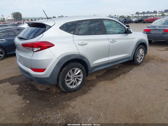 Hyundai TUCSON SE 2017 KM8J23A46HU297728 Image 4