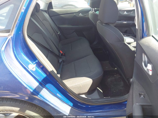 Продажа на аукционе авто 2021 Kia Forte Lxs, vin: 3KPF24AD8ME289963, номер лота: 45956452