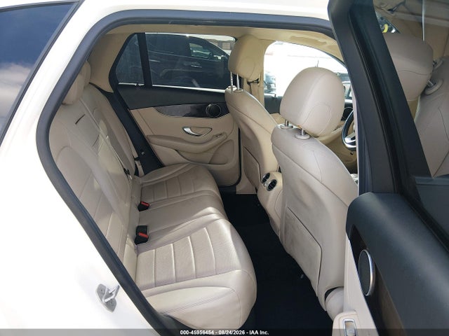 Продажа на аукционе авто 2016 Mercedes-benz Glc 300, vin: WDC0G4JB1GF039295, номер лота: 45956454