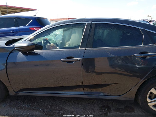 Продажа на аукционе авто 2016 Honda Civic Lx, vin: 19XFC2F50GE085066, номер лота: 45956456