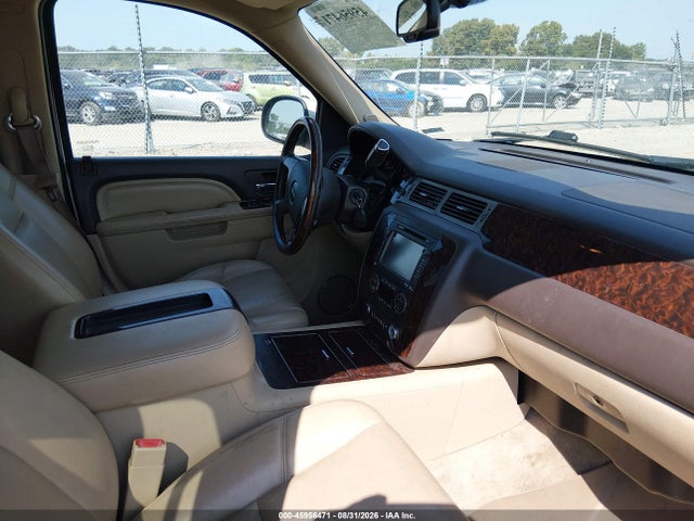 Продаж на аукціоні авто 2013 Gmc Yukon Xl 1500 Denali, vin: 1GKS2MEF5DR199608, номер лоту: 45956471