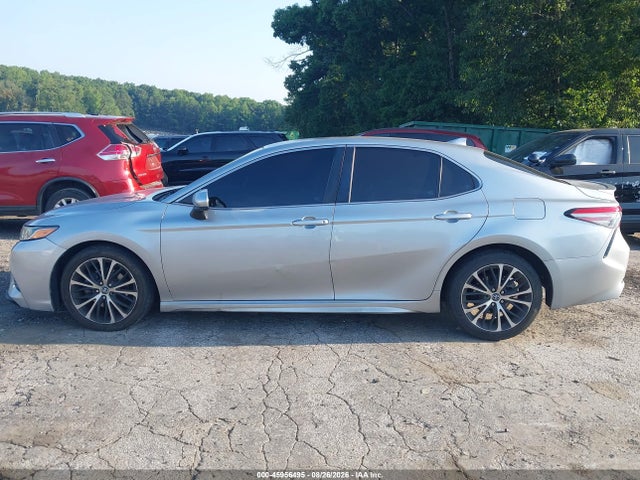 45956495 :رقم المزاد ، 4T1B11HK4KU777399 vin ، 2019 Toyota Camry Se مزاد بيع