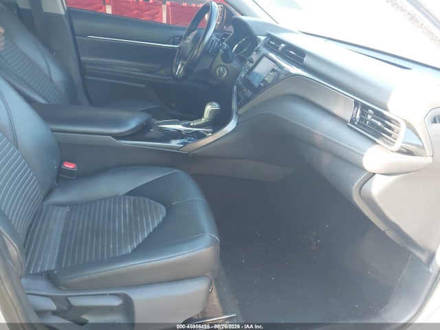 45956495 :رقم المزاد ، 4T1B11HK4KU777399 vin ، 2019 Toyota Camry Se مزاد بيع